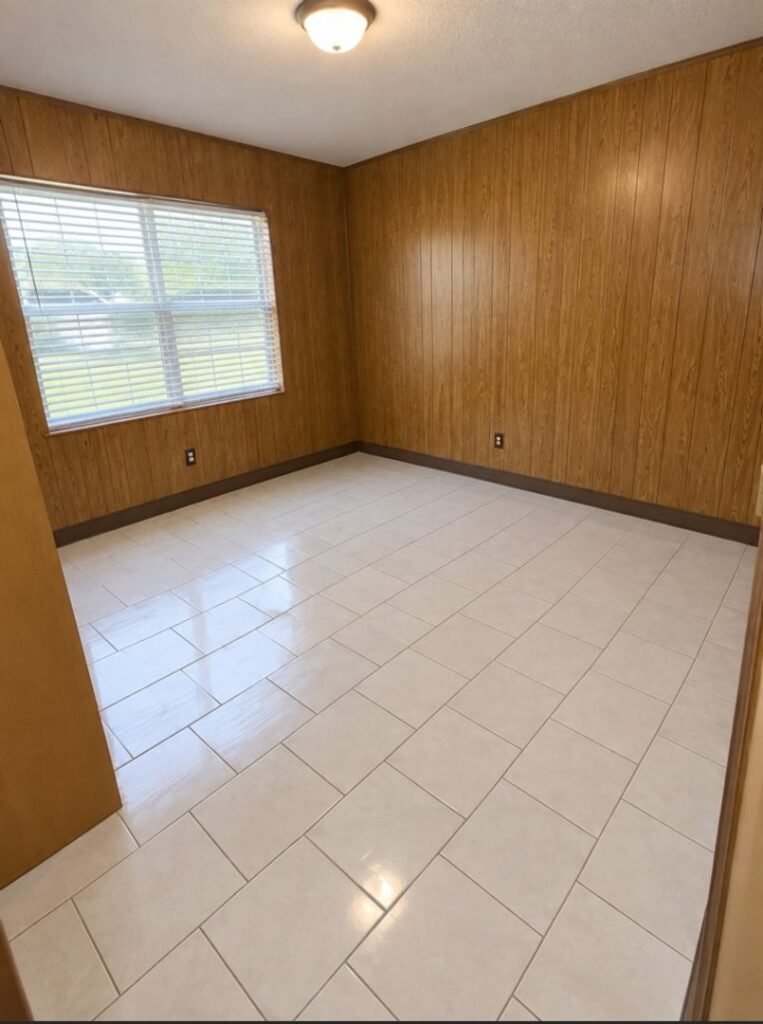 580 Campus St Unit 101, photo 5