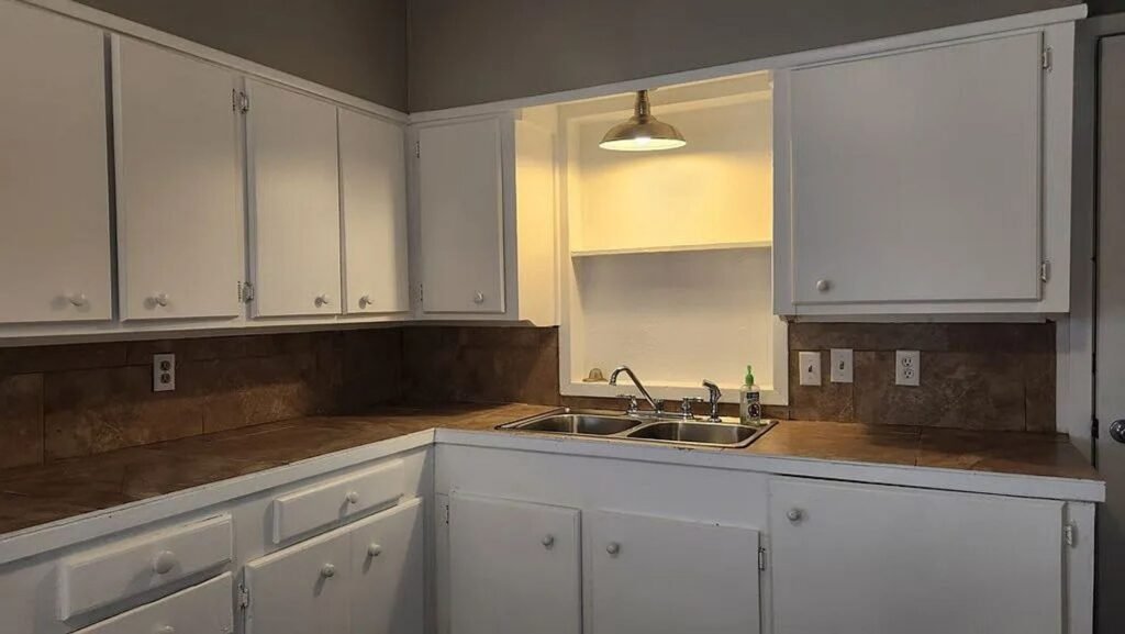 2124 AVENUE G, photo 3