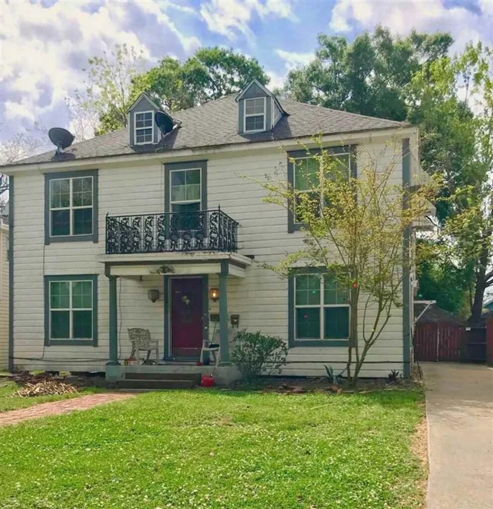 2271 Harrison Ave - Unit C