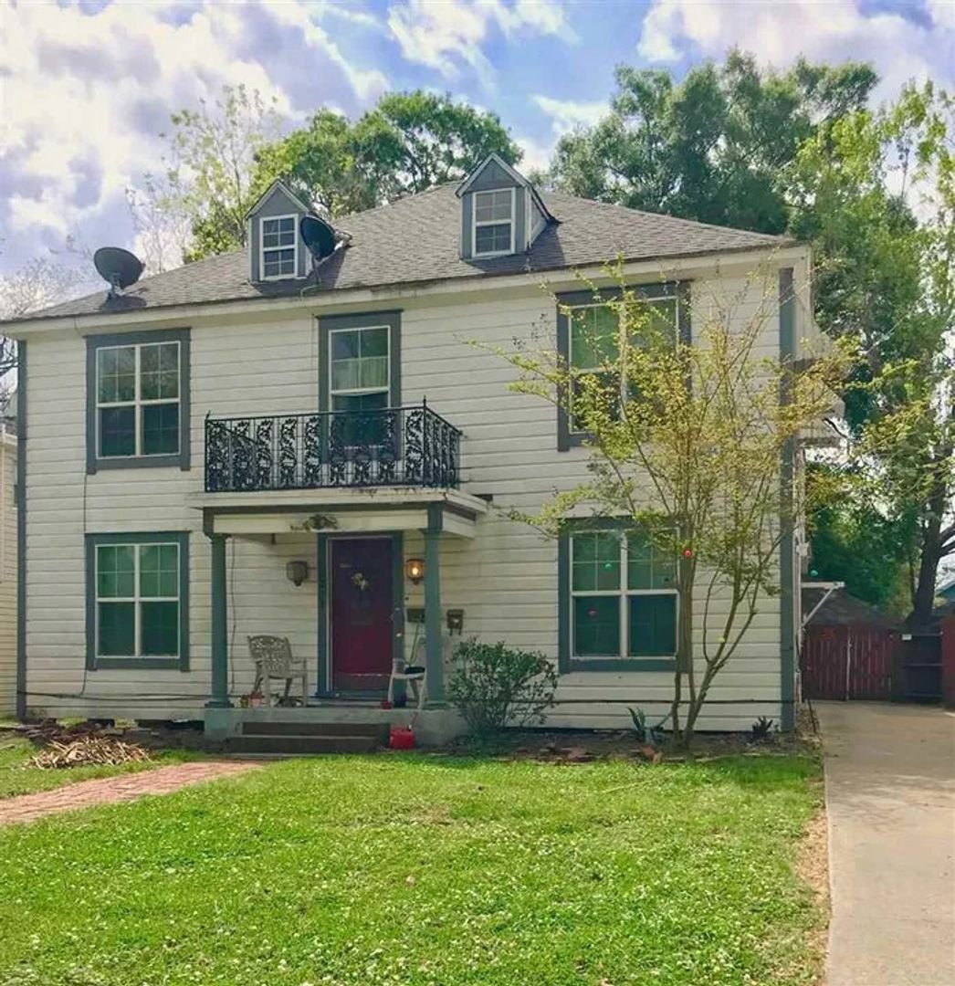 2271 Harrison Ave - Unit C, photo 1
